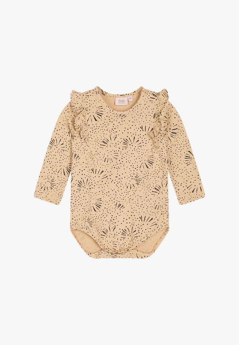 Langarm-Babybody aus beigem Baumwollstoff mit schwarzem Sprenkelmuster, mit Rüschendetails an den Schultern und Druckknöpfen am Boden.