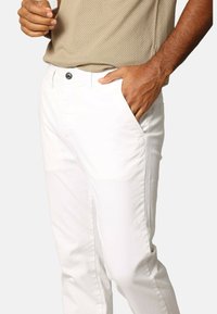 Deeluxe Original KEUCHEN MAYON - Broek - weiß
