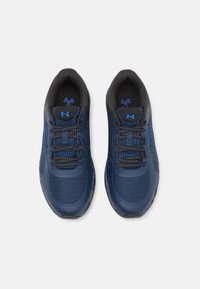 Under Armour BANDIT TRAIL 3 - Trail hardloopschoenen - academy/black/team royal