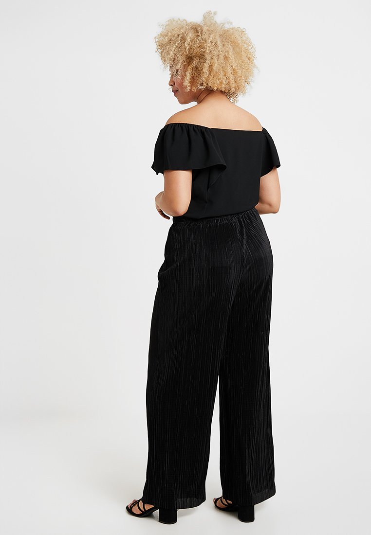 Dorothy Perkins Curve PLISSE PALAZZO Bukse black Dorothy Perkins Curve PALAZZO Bukse black Zalando.no