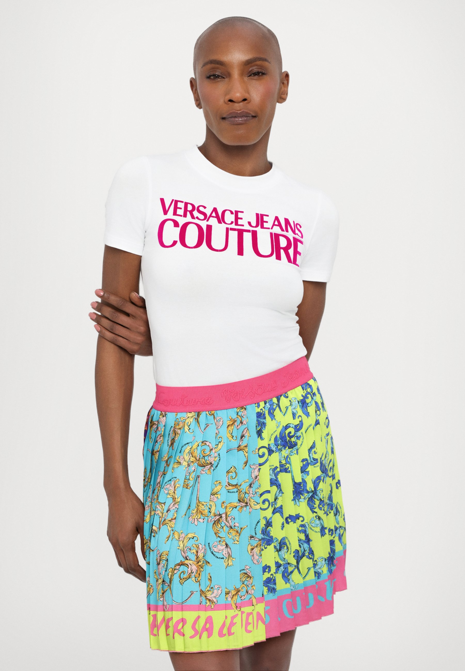 スカート Versace Jeans Couture Fitted Floral Pattern Skirt With Pink Skirt with back slit Versace Jeans Couture - Vitkac AS