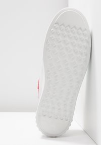 Kennel + Schmenger Sneakers - white