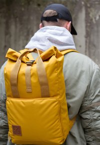 Manufaktur13 ROLL-TOP DAYPACK - Backpack - mustard