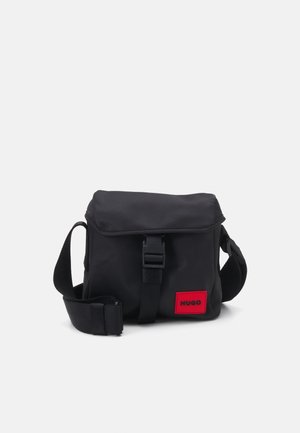 HUGO, Sac bandoulière - black