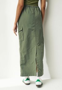 Next CARGO - Maxi sukně - khaki green