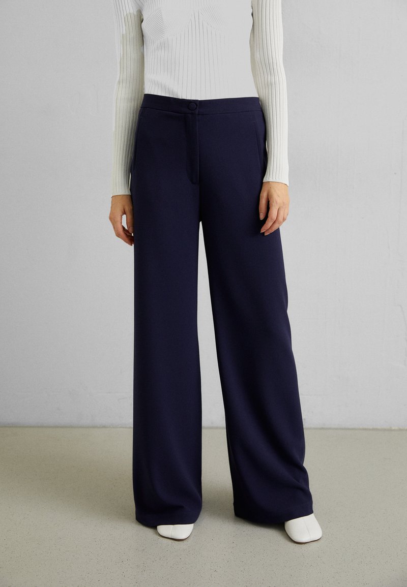 Rodebjer - SINI - Pantalones - midnight blue, Ampliar