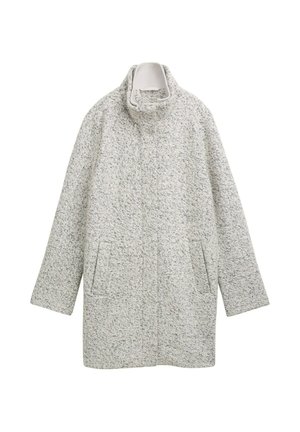 Manteau gris tacheté avec un col montant, des manches longues et des poches latérales. Fabriqué en tissu texturé, il présente une silhouette droite.