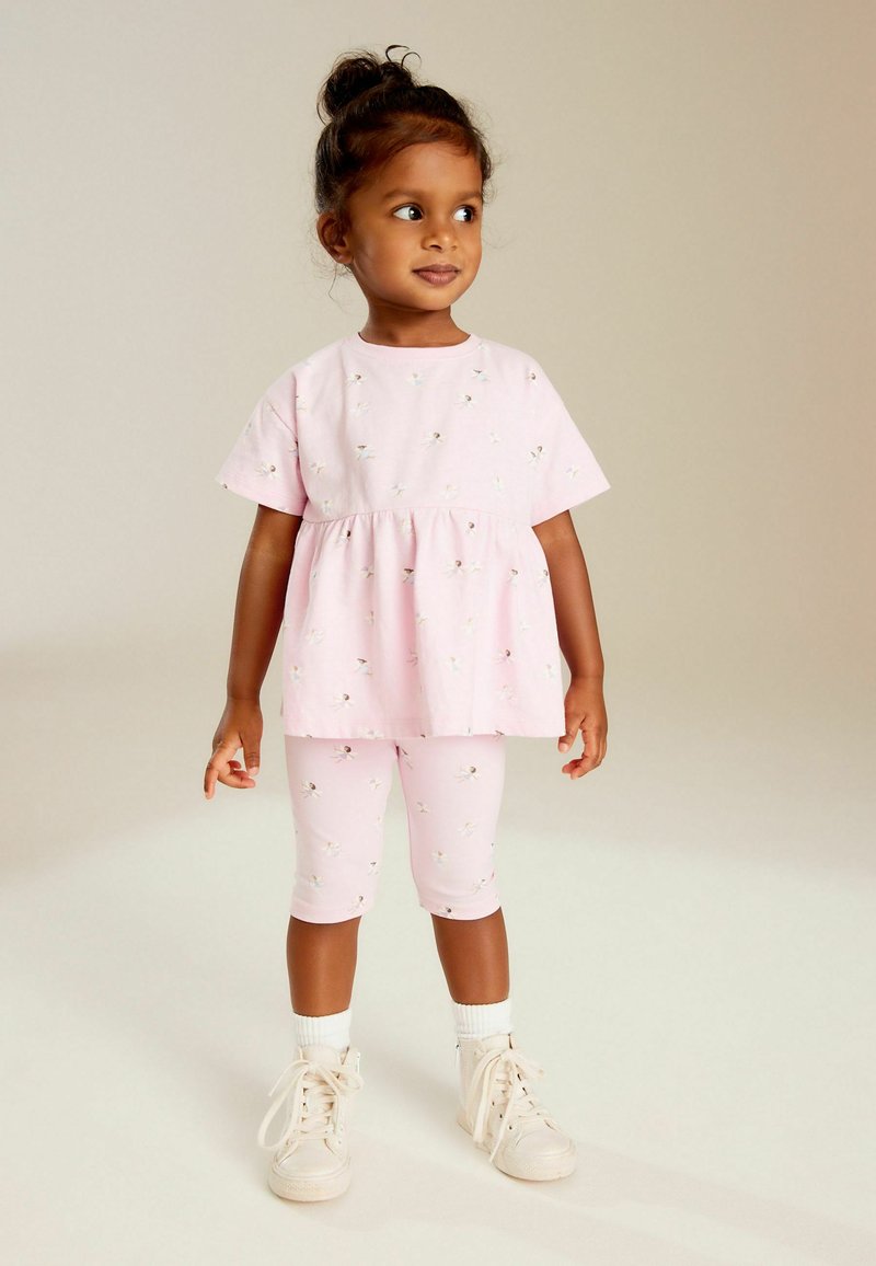 Next - SHORT SLEEVE EMPIRE REGULAR FIT - Printtipaita - pink fairy, Suurenna