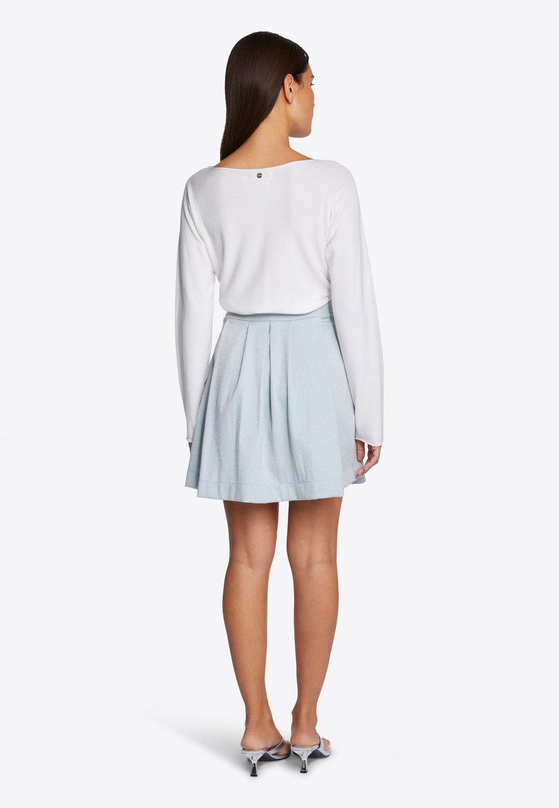 Rich & Royal MIT U-BOOT-AUSSCHNITT - Strickpullover - pearl white 