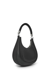 Borsa a mano in pelle nera con una silhouette curva, superficie liscia, chiusura con zip e manico corto imbottito accentuato da dettagli in argento.