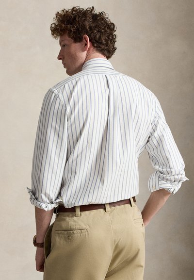 Polo Ralph Lauren CUSTOM FIT STRIPED OXFORD SHIRT - Πουκάμισο -  white/blue multi