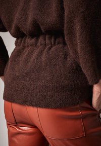 comma Kofta - dark brown