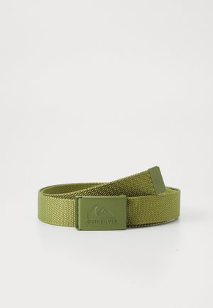 Green woven nylon belt featuring a rectangular buckle with engraved "Quiksilver" logo. Adjustable length with textured surface.