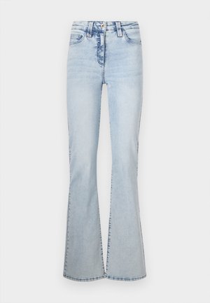 Helle blaue Schlagjeans aus Denim mit hoher Taille, fünf Taschen Design und subtilen Ausbleichungen entlang der Vorder- und Rücknähte.