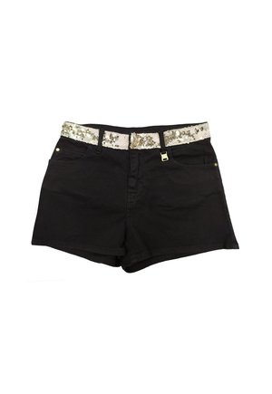 Shorts in denim nero con tasche anteriori e passanti per cintura, abbinati a una cintura con paillettes dorate e bianche su sfondo bianco.