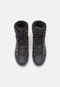 Lowa RENEGADE EVO ICE GORE TEX - Bottes de neige - navy/dark grey