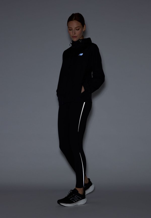 HOODED JACKET  - Windbreaker4