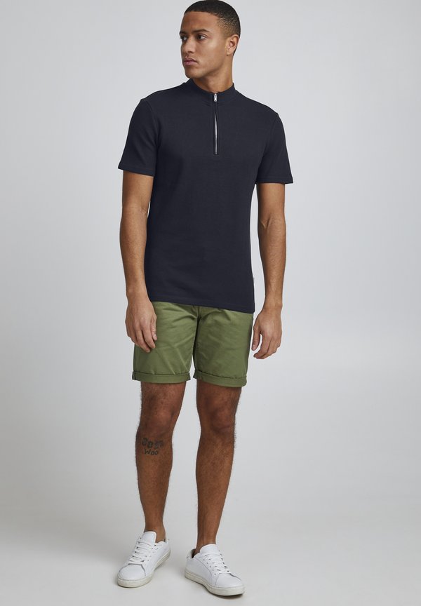 CFTHEIS - Basic T-shirt4