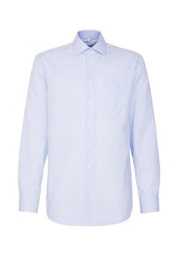 Chemise à manches longues bleu clair avec rayures blanches verticales, col boutonné, poche poitrine unique, et col intérieur à motif contrastant.
