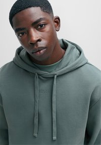 HUGO DAPO - Huppari - grün dark green