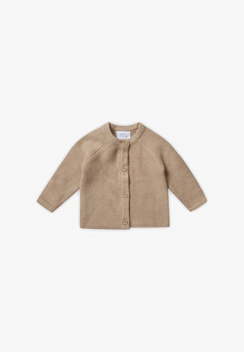 Cardigan en tricot beige avec un col rond, des manches longues et cinq boutons en bois sur le devant. Tissu texturé avec des accents côtelés.