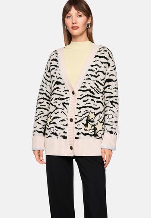 Strickjacke - magnolia