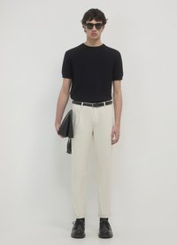 Calliope Chino - sabbia