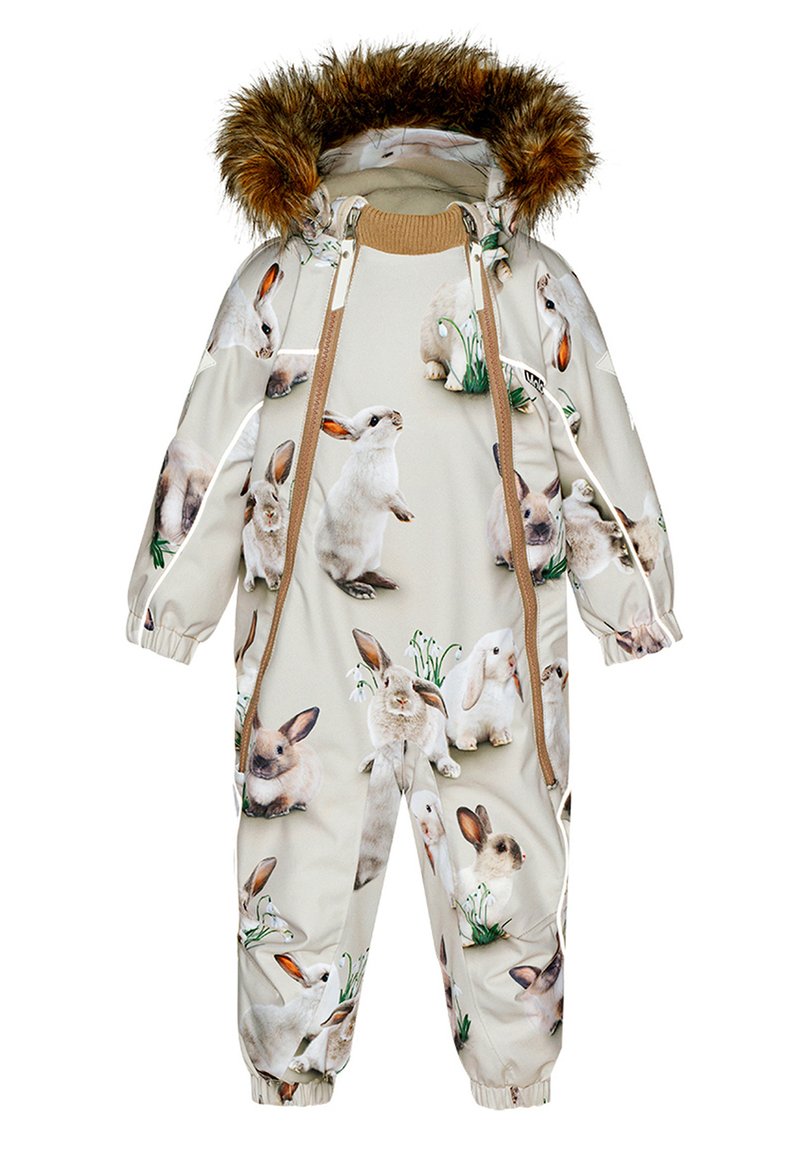 Bērnu puffy snowsuit bēšā krāsā ar zaķu rakstu. Iekļauj mākslīgā kažoka odere kapucē, rāvējslēdzēju un elastīgas aproces siltumam.