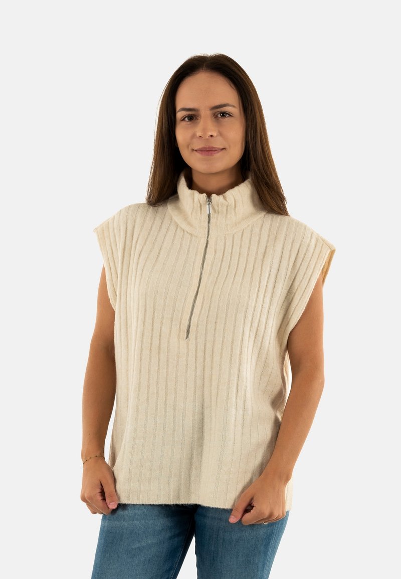 Top beige senza maniche con colletto alto e zip, caratterizzato da una texture a righe verticali e una vestibilità comoda. Accentato con un tessuto morbido.