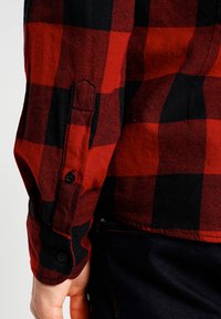 Only & Sons ONSGUDMUND CHECKED SHIRT - Camisa - merlot