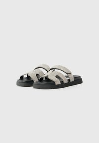Steve Madden MISSILE - Sandales - crystal