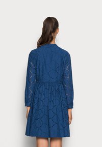 YAS YASBIM DRESS VIP - Vestido de dia - navy peony