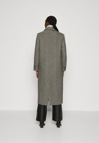 Selected Femme SLFVICTORIA COAT - Klassisk kappa / rock - black