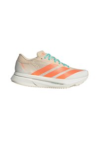 Scarpa da corsa beige e bianca con strisce arancioni brillanti e lacci turchesi, dotata di una suola spessa e imbottita e una tomaia in mesh traspirante.