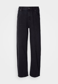 Juodi džinsai iš džinsinio audinio, laisvo silueto, su aukštu liemeniu, penkiomis kišenėmis ir metalinėmis sagomis. Audinys turi matinį paviršių.