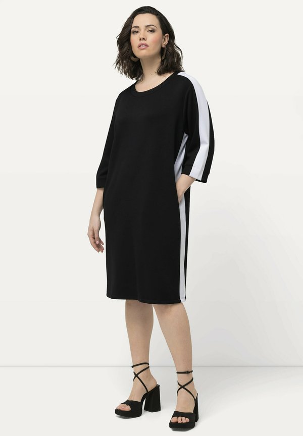 NECK 3/4 SLEEVE - Jerseykleid