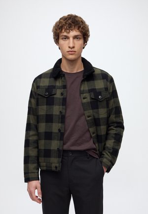 Only & Sons, ONSLOUIS TRUCKER TEDDY CHECK 3526 JACKET - Зимно яке - forest night checks:black