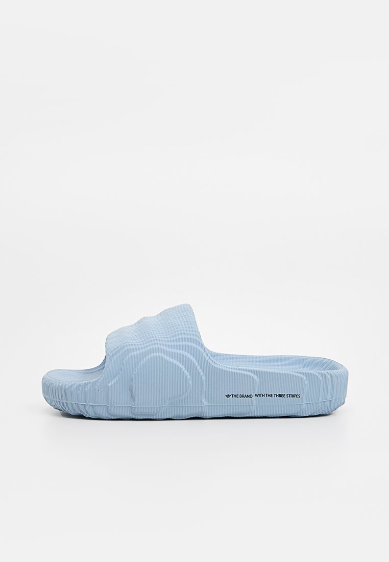 adidas Originals Badslippers lichtblauw