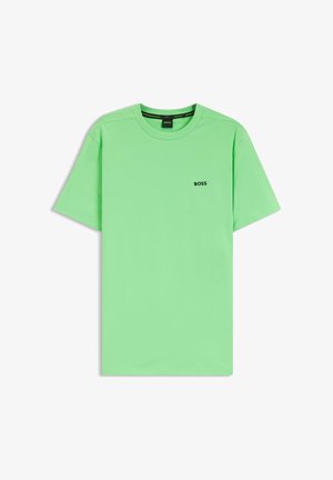 T-shirt vert vif à manches courtes avec col rond et petit logo noir "BOSS" sur la poitrine gauche, présenté sur fond blanc.