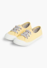 Pisamonas Scarpe primi passi - amarillo