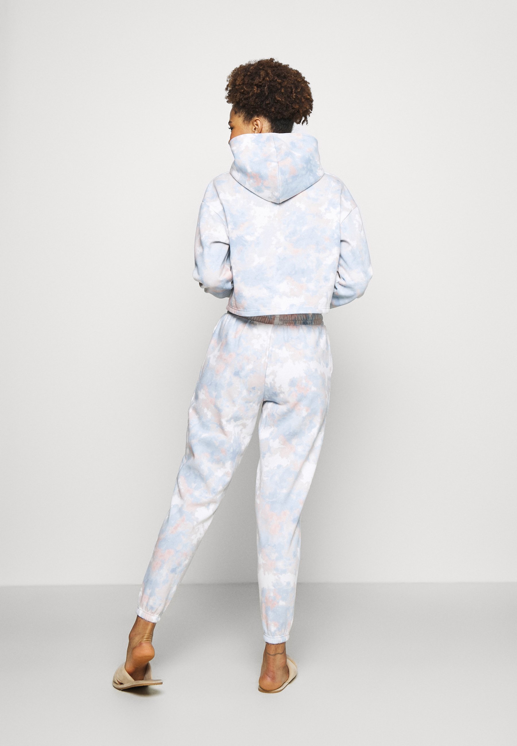 Women TIE DYE CROPPED HOODY - Pyjama top Women TIE DYE CROPPED HOODY - Pyjama top