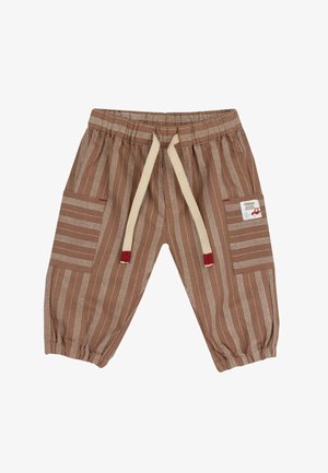 Pantalons rayés bruns avec une taille élastique et un cordon crème. Comprend deux poches latérales avec des accents rouges et un patch de label.