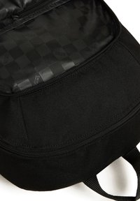 Vans OFF THE WALL SKATEPACK - Malý batoh  - black