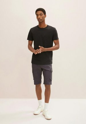 Shortsit - tarmac grey