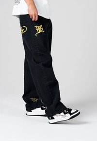 Ed Hardy LASERFLIP LOW LOGO - Skateskor - white black