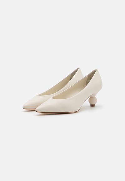 WEEKEND MaxMara RENZA - Klasiski papēži - bianco avorio