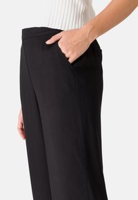 zero Tygbyxor - black beauty
