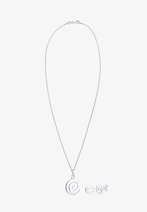 Zilveren ketting met een spiraalvormige hanger en bijpassende spiraalvormige studoorbellen. De ketting is fijn en soepel; de hanger en oorbellen hebben een gepolijste afwerking.