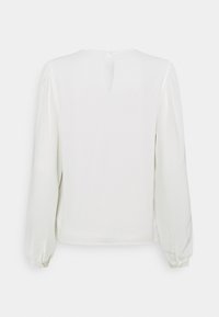 Não selecionado, cloud dancer