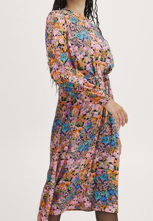 ICHI Robe chemise - multi-coloured